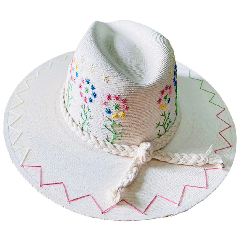 Chisme Floral Embroidered Hat