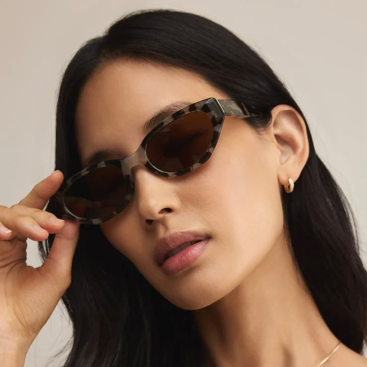 Z Supply Heatwave Sunglasses-brown tort